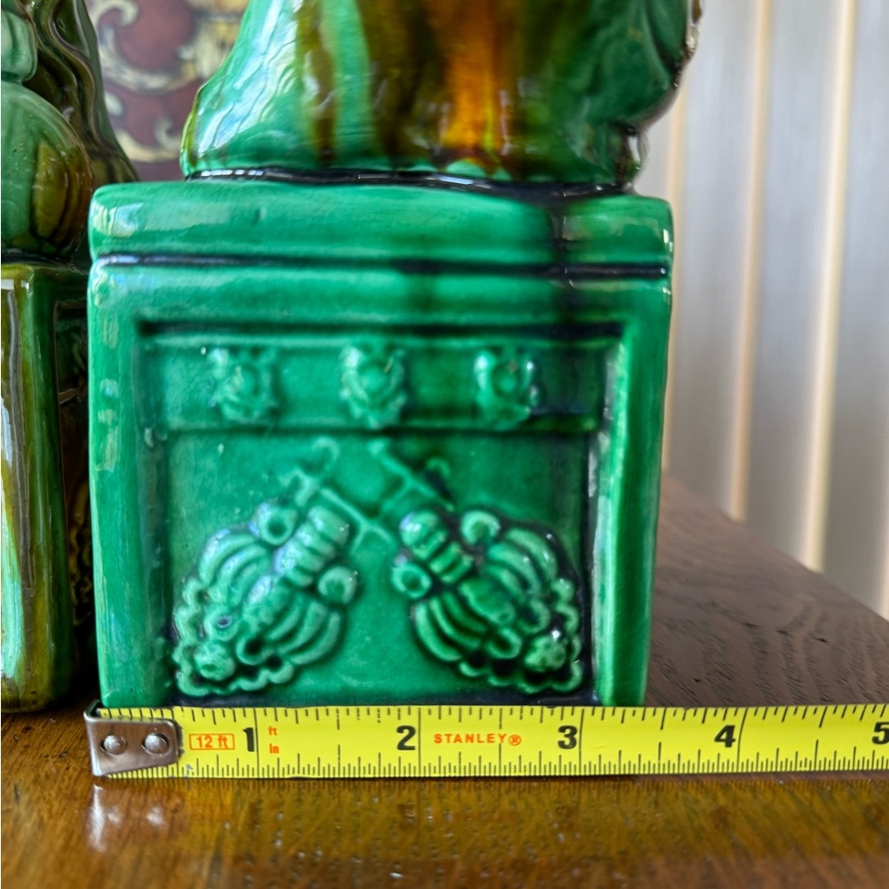 Green Ceramic Foo Dog Pair - Glazed Guardian Statues - Picture 13 of 15